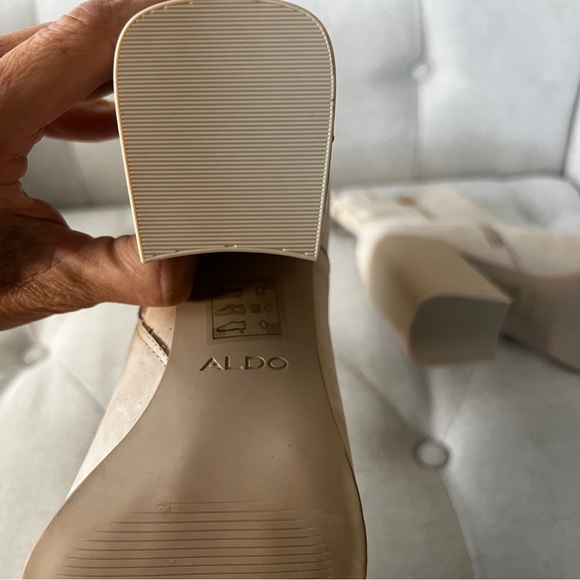 ALDO NEW Bethanny Pointed Toe Block Heel Bootie SIZE 9 - Picture 9 of 10